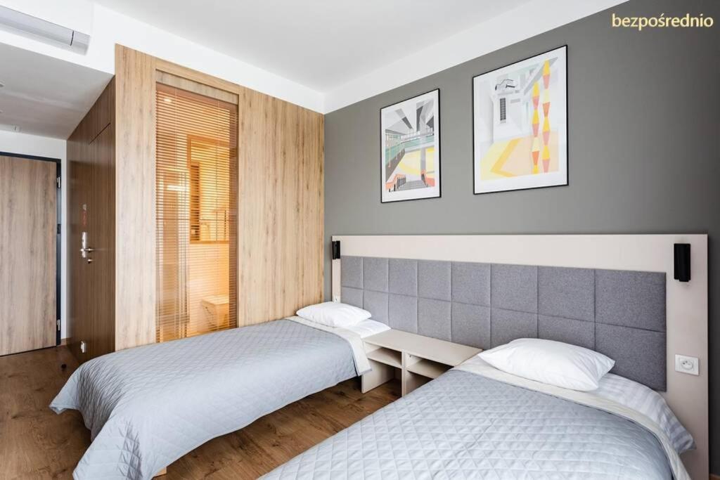 Apartament W Warszawie Dedykowany Parking Podziemny W Cenie, Wifi, Blisko Centrum New Apartment In Warsaw Finished To A High Specification Fitted Out To A High Standard On The 7Th Floor, Wifi, Underground Parking Price Included Экстерьер фото