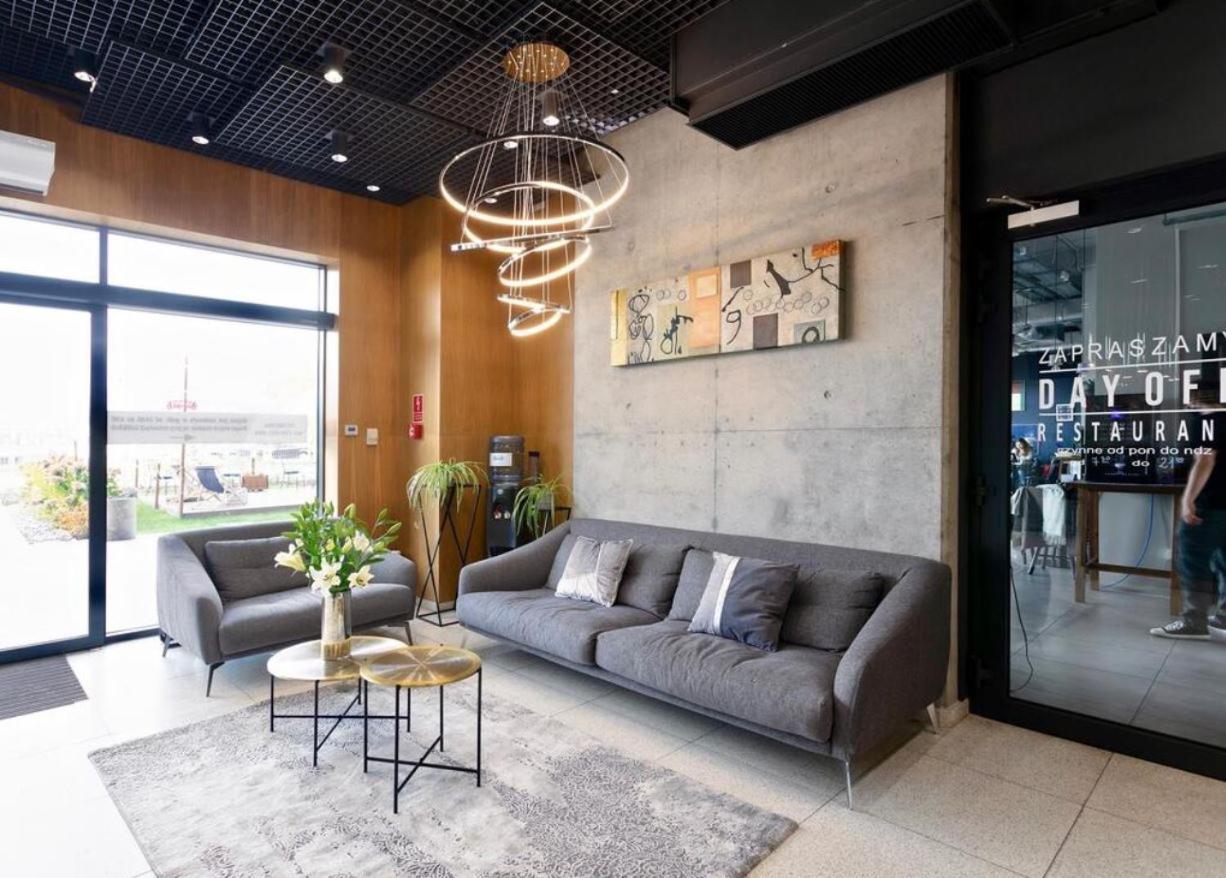 Apartament W Warszawie Dedykowany Parking Podziemny W Cenie, Wifi, Blisko Centrum New Apartment In Warsaw Finished To A High Specification Fitted Out To A High Standard On The 7Th Floor, Wifi, Underground Parking Price Included Экстерьер фото