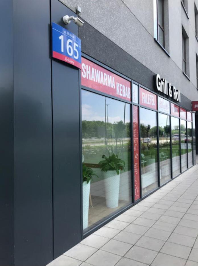 Apartament W Warszawie Dedykowany Parking Podziemny W Cenie, Wifi, Blisko Centrum New Apartment In Warsaw Finished To A High Specification Fitted Out To A High Standard On The 7Th Floor, Wifi, Underground Parking Price Included Экстерьер фото
